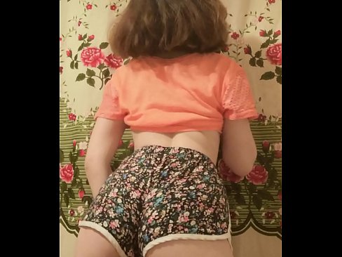 ❤️ Sexig ung babe som strippar av sig sina shorts inför kameran Super porr at sv.domhudognika.ru ﹏